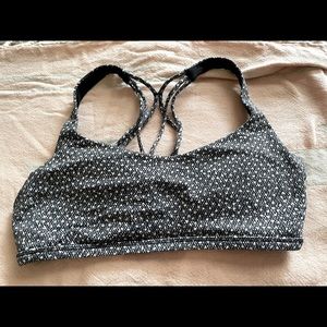 Lululemon dots sports bra